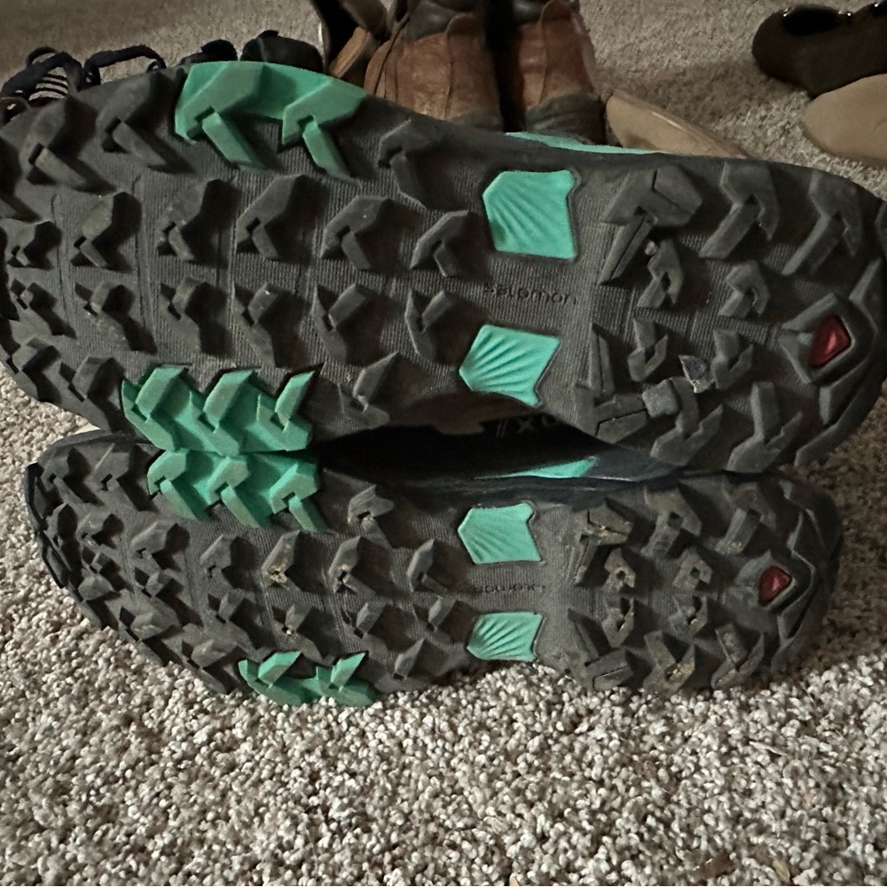 Salomon Gray Hiking Shoes - Picture 4 of 5